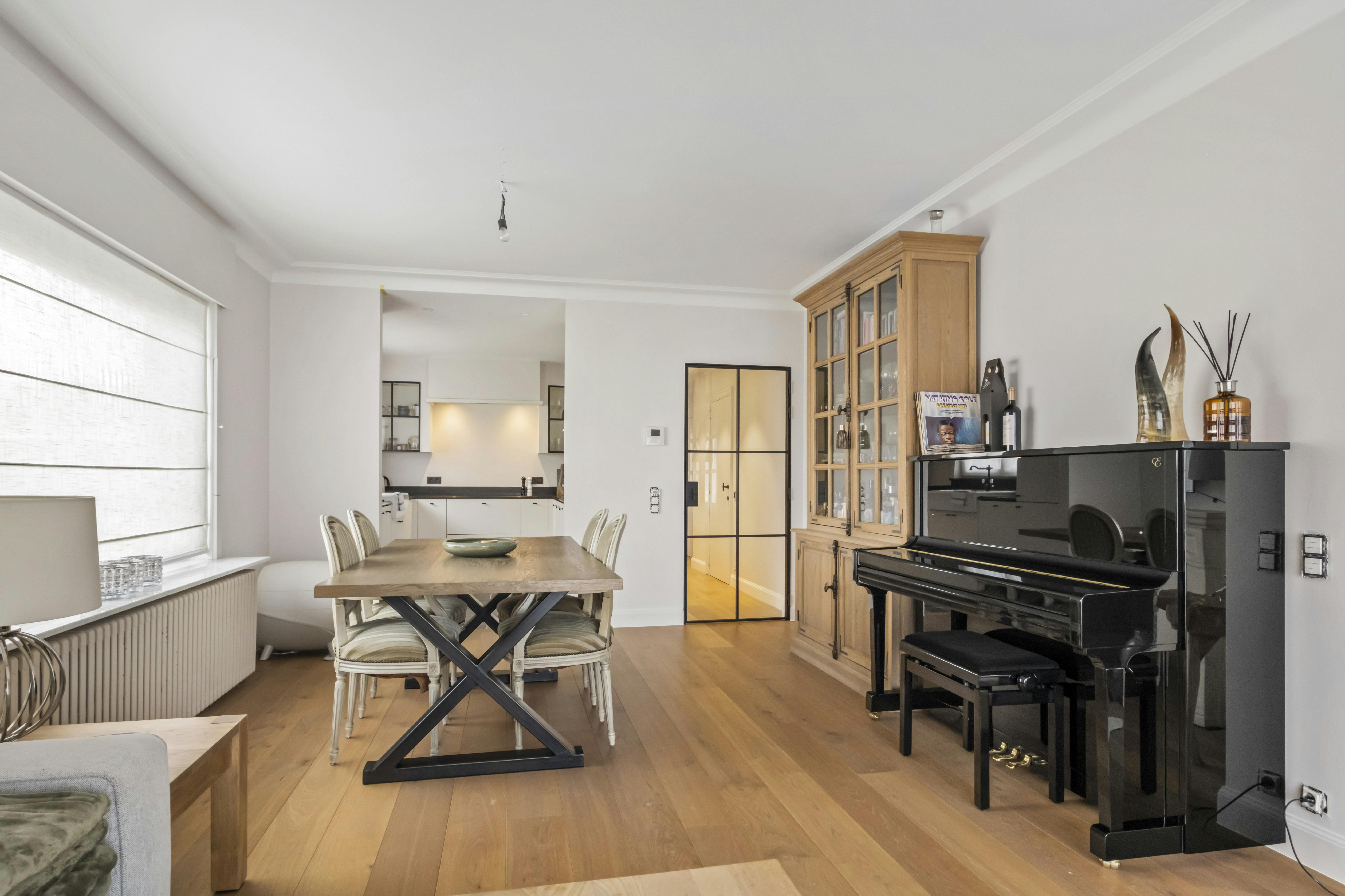  Ruim, instapklaar appartement te koop in Harelbeke foto 9