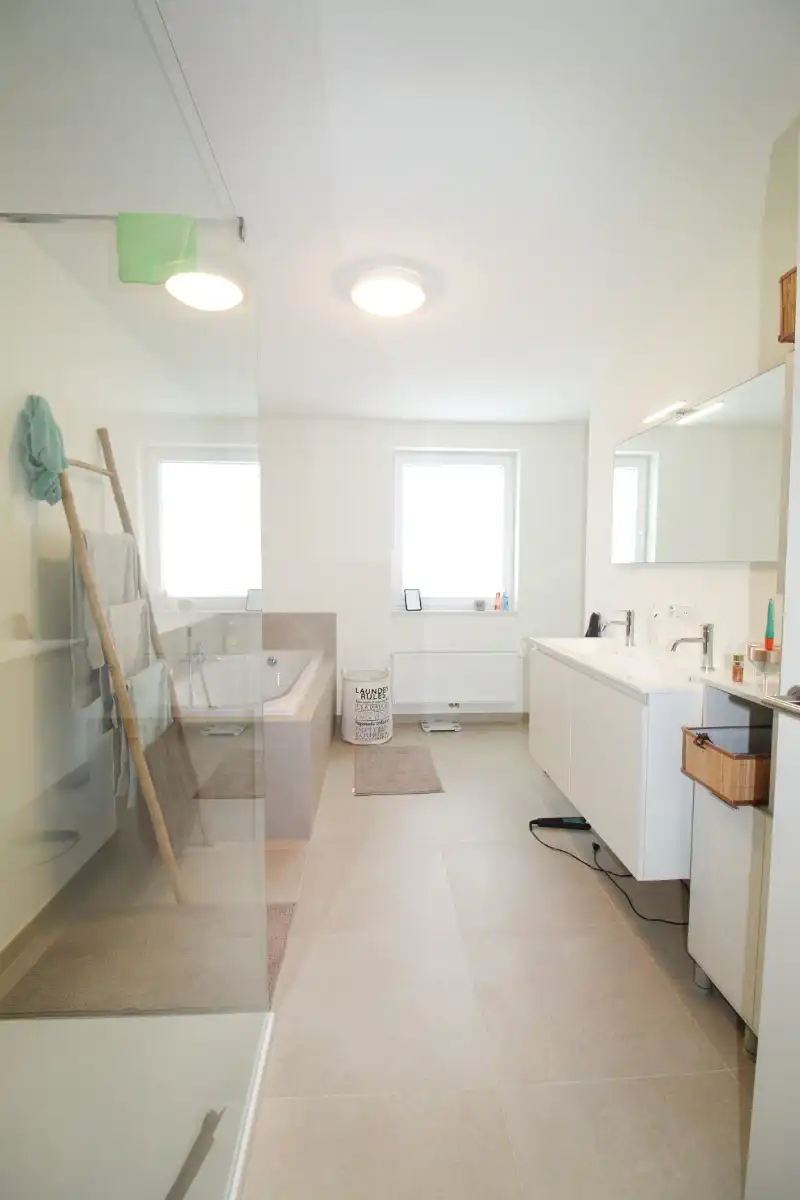 Zeer energiezuinige nieuwbouwwoning te Roeselare foto 13