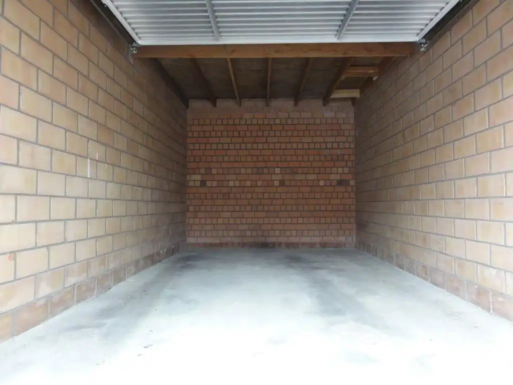 Garagebox foto 7
