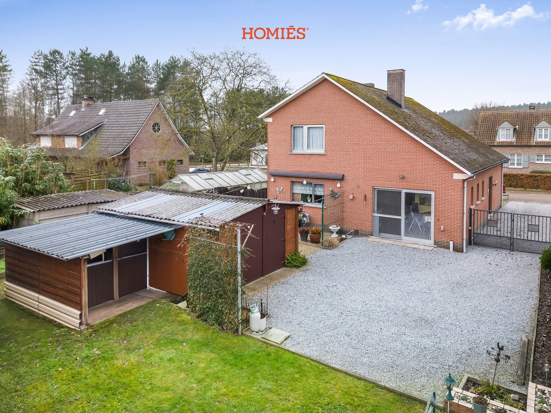 Gezinswoning met potentieel in een rustige omgeving foto 21