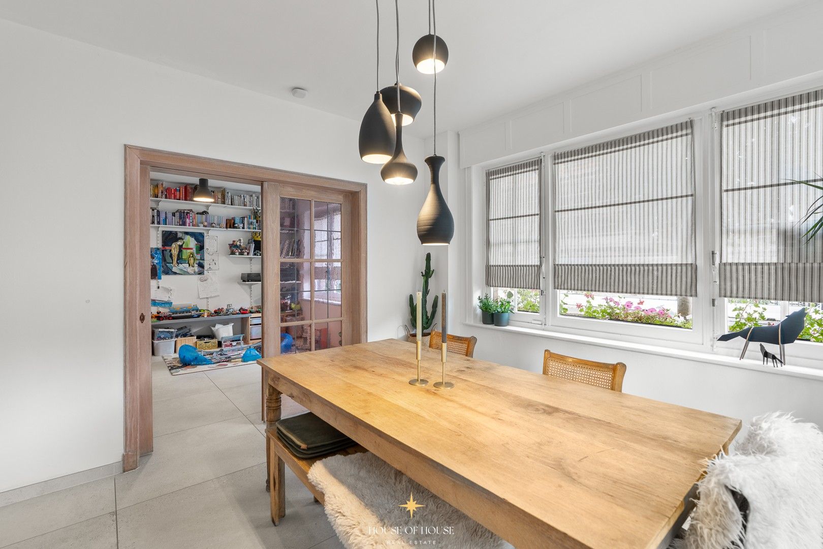 Karaktervolle vernieuwbouw woning te Sint-Michiels foto 9