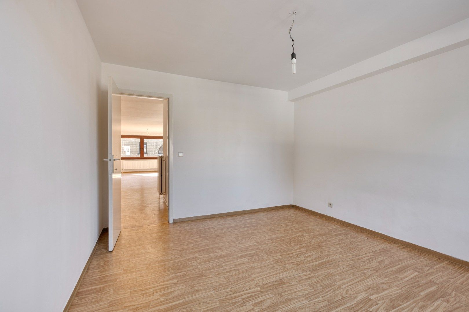 Appartement met 2 slaapkamers en garage nabij het centrum van Mol ! foto 13