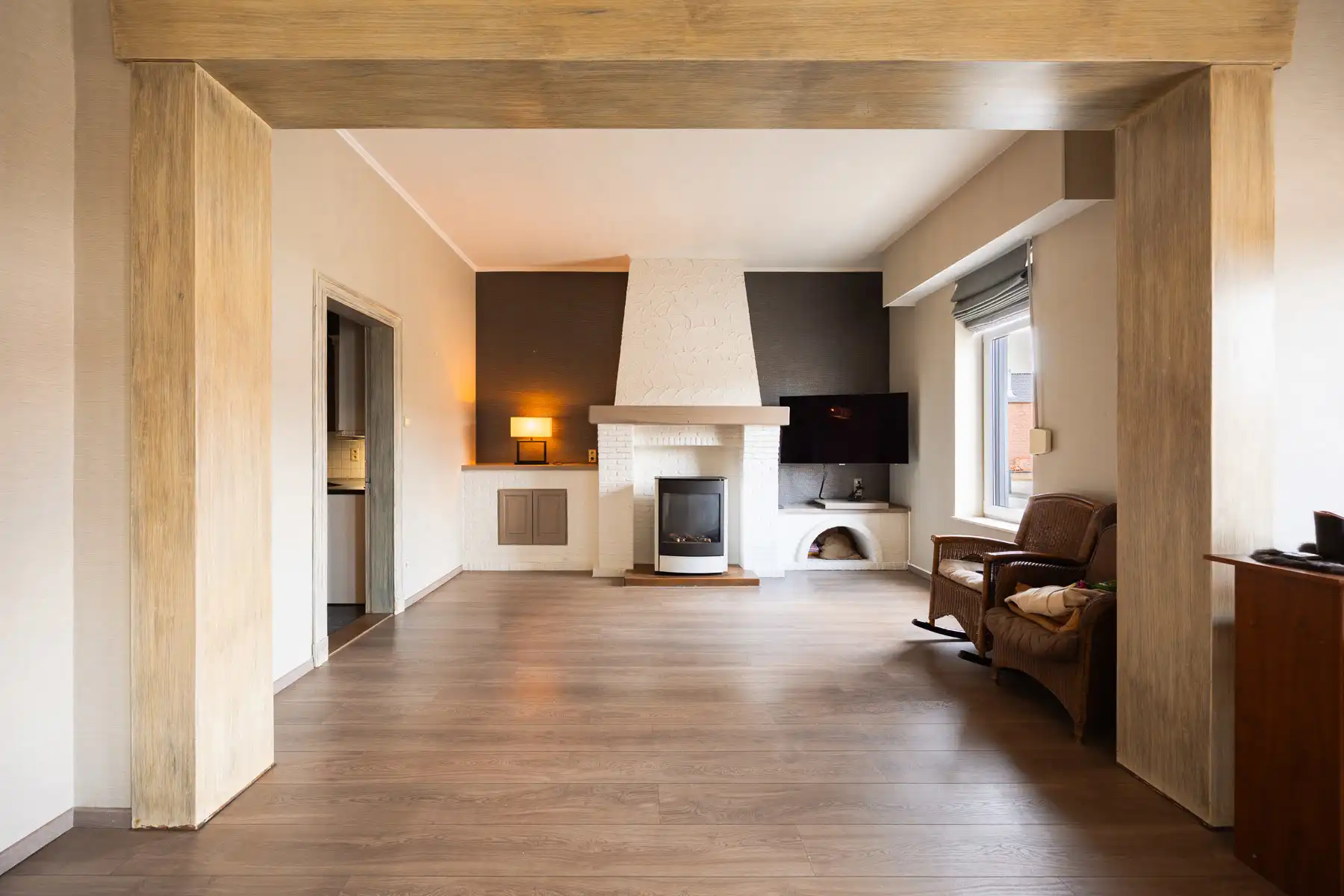 Veelzijdig handelspand met ruime woning op toplocatie foto 5