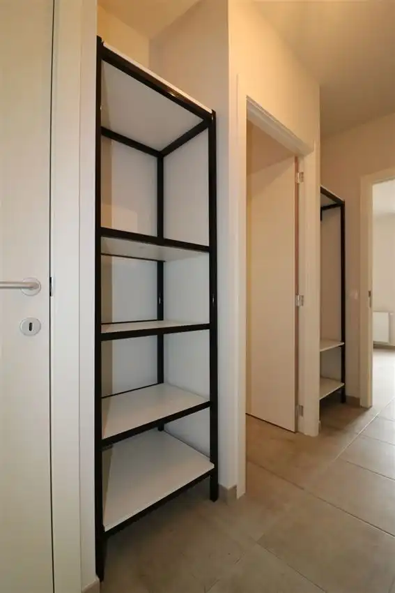Gelijkvloers appartement, 2 slpk., autostaanplaats foto 19