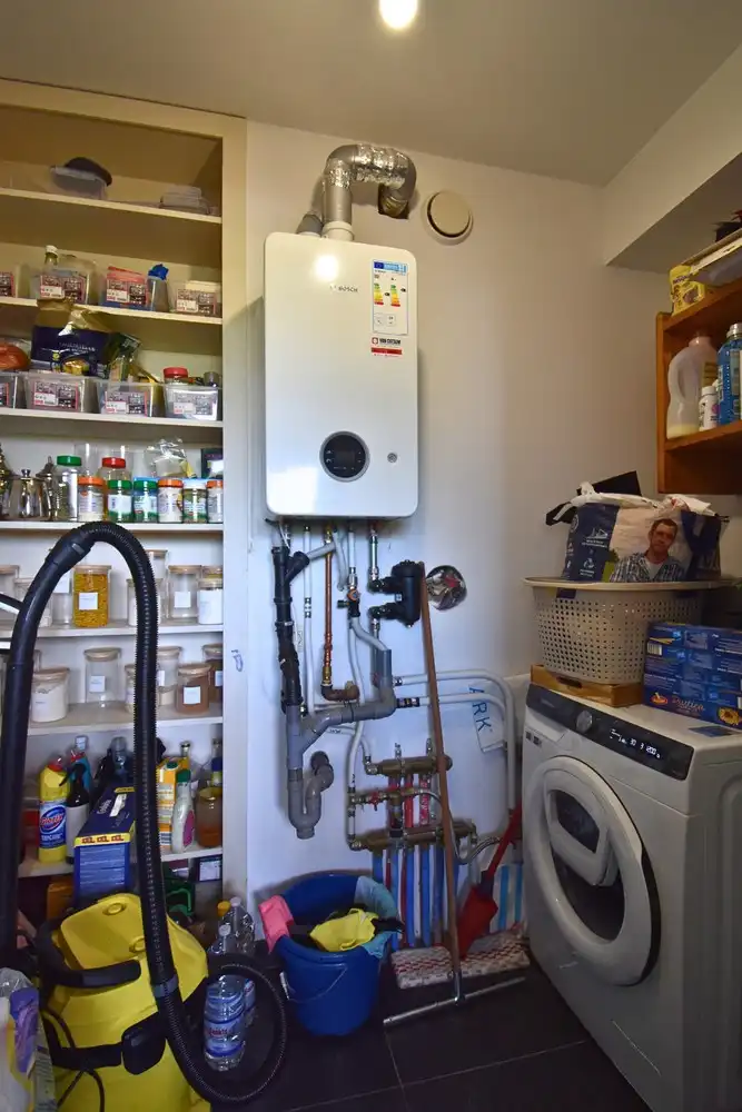 Modern appartement met 2 slaapkamers en garage foto 10