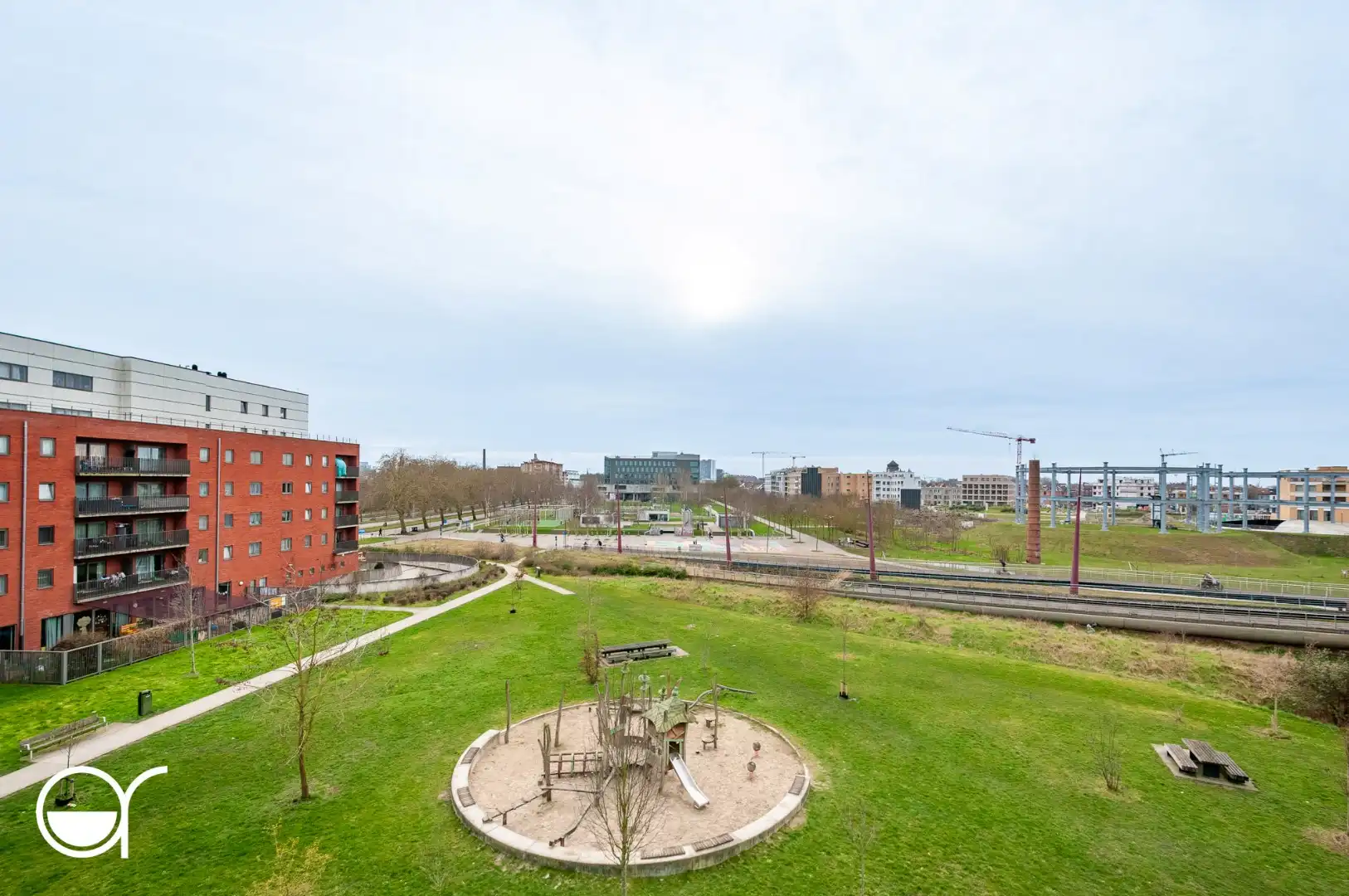 Prachtig appartement met 3 slaapkamers en terras met zicht op het Blaisantpark foto 21