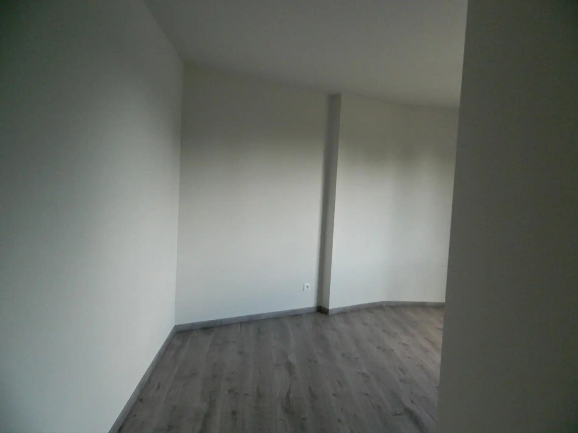 Ruim appartement met twee slaapkamers foto 6
