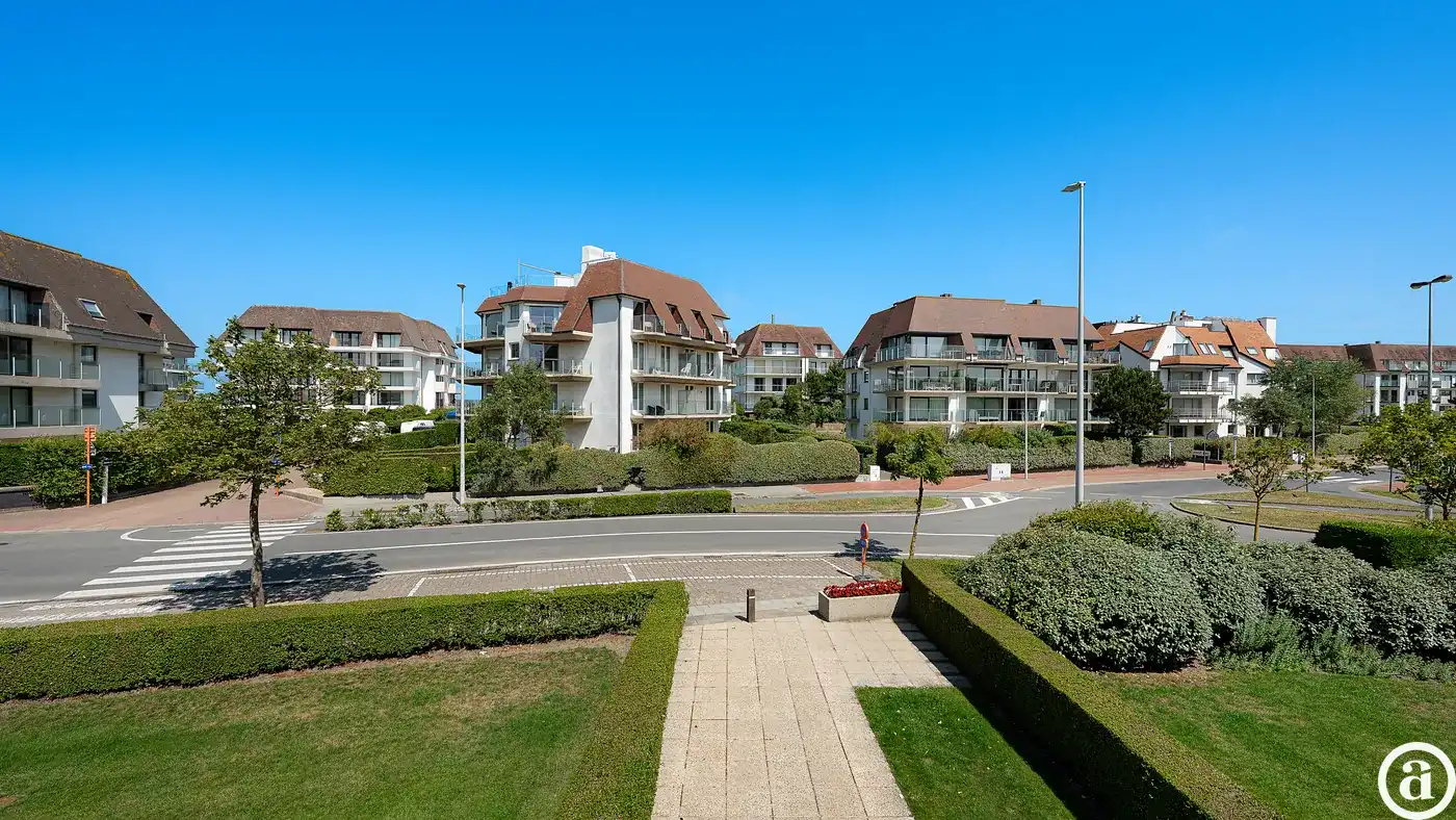 Gerenoveerd appartement in een villa residentie in het Zoute foto 21