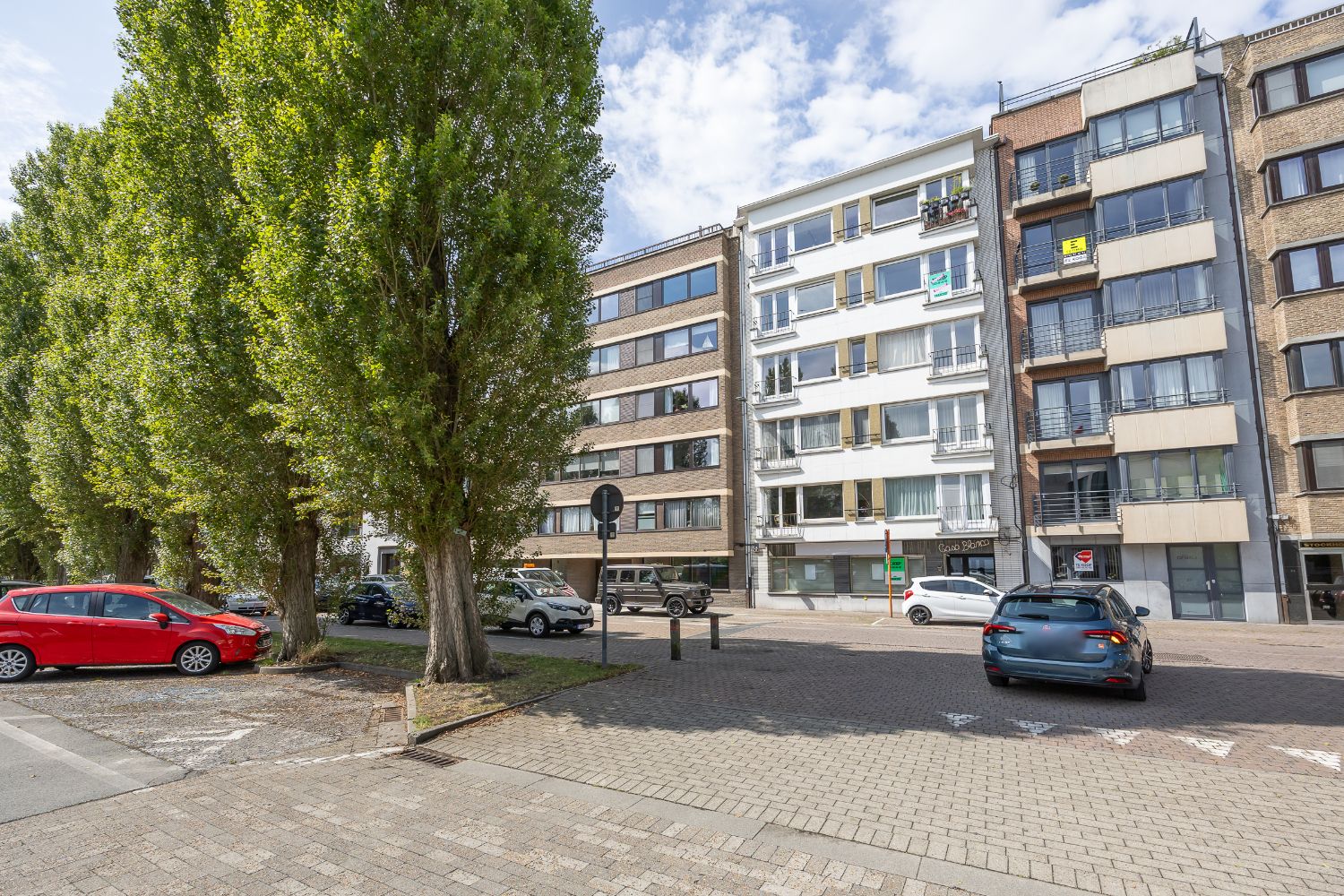 Gerenoveerd appartement met open zicht! foto 20