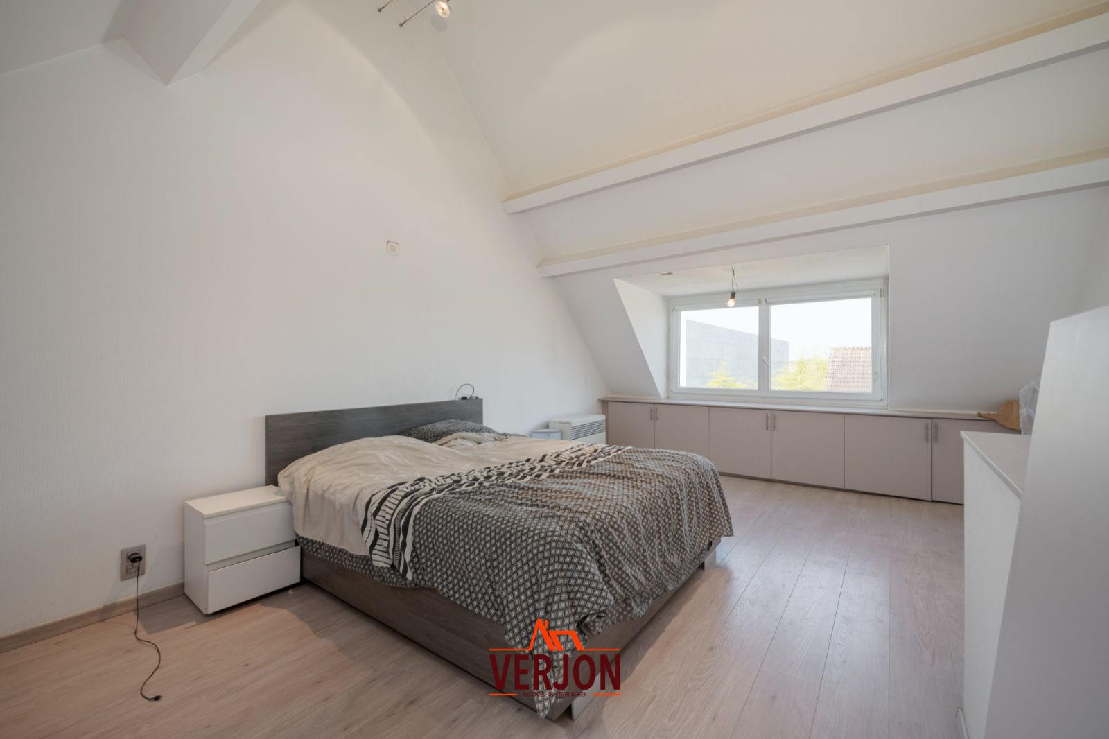 Woning met 3 slaapkamers en uitweg foto 10
