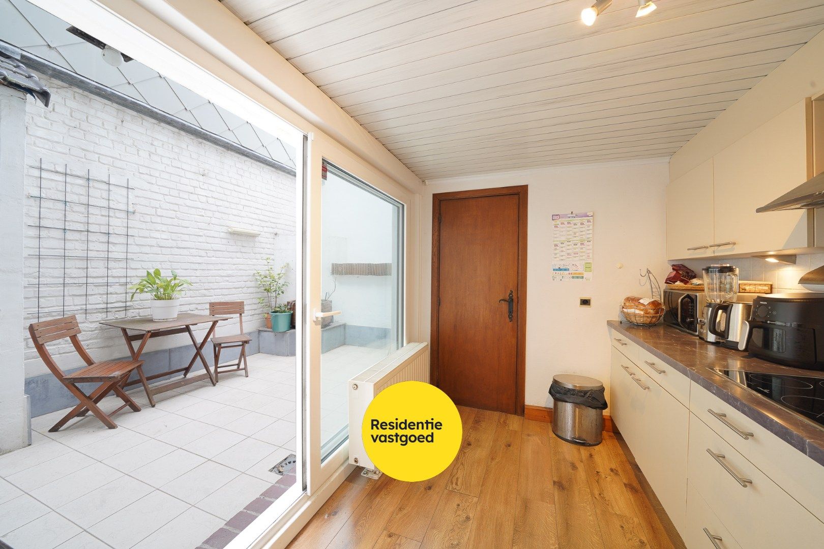 Charmante gezinswoning met 3 slaapkamers te Mariakerke foto 5