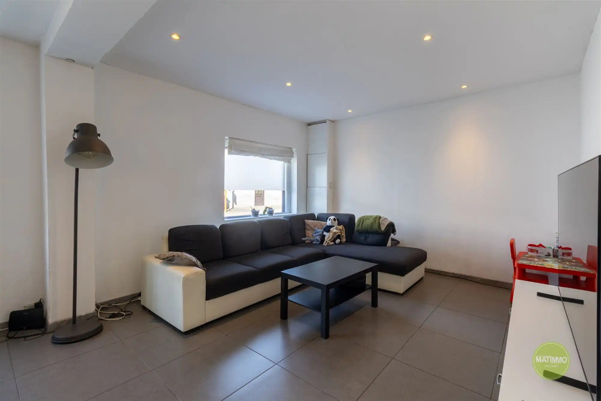 Instapklare starterswoning met 3 slaapkamers en tuin in Mol foto 5