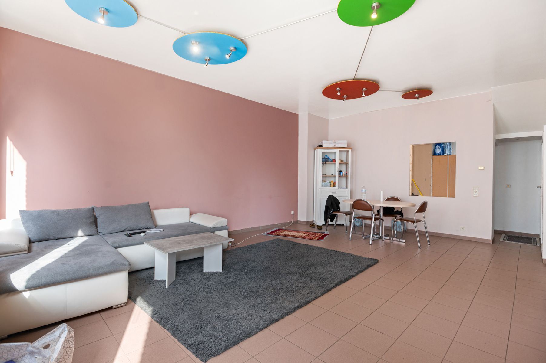 Handelshuis met tuin en stabiele huuropbrengst te koop foto 8