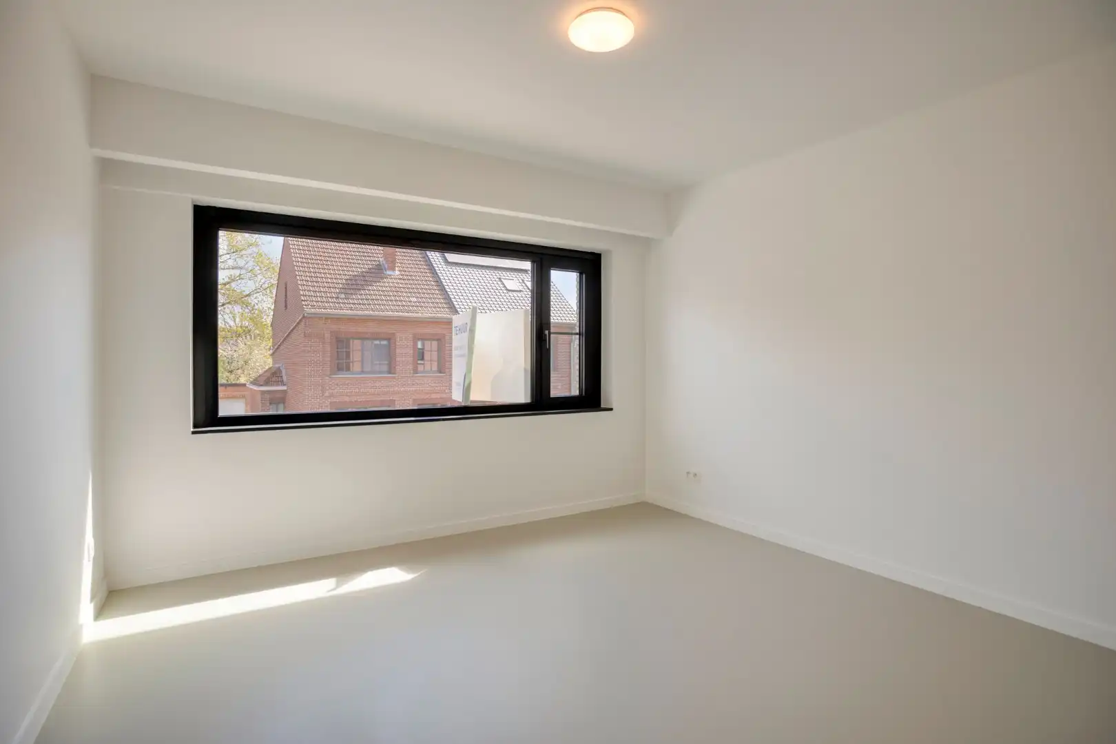 Gerenoveerd ruim en lichtrijk appartement met 2 slaapkamers en ruim terras - EPC label B foto 22