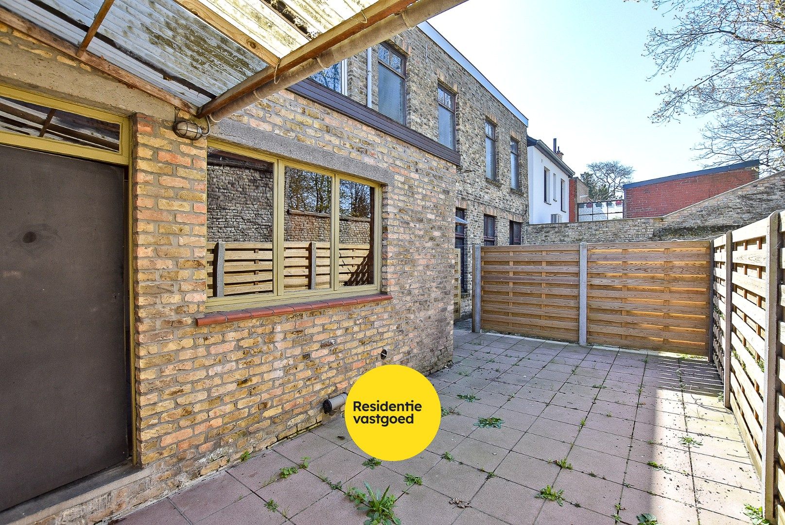 Charmante woning met veel potentieel in centrum Diksmuide! foto 15