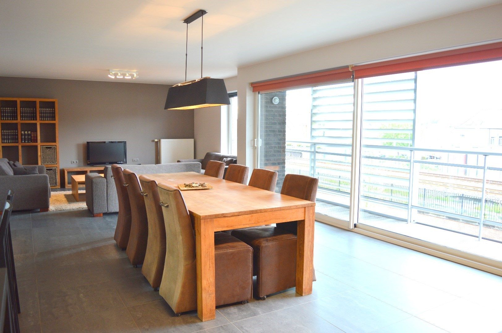 Luxe appartement met 2 slaapkamers in het hartje van Kortrijk foto 3