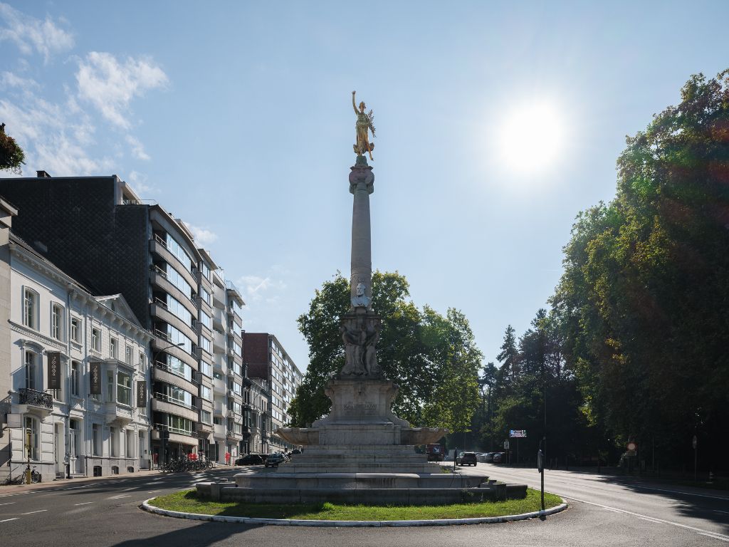 Uniek appartement met uitzonderlijk terras en spectaculair uitzicht foto 15