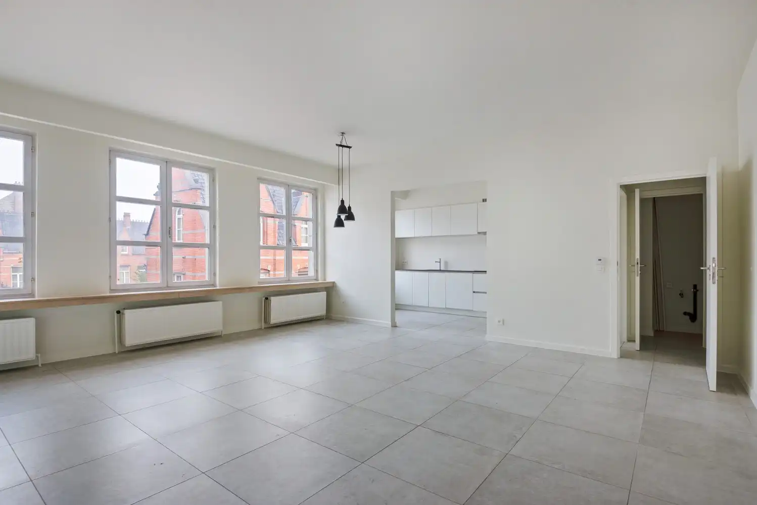 Lichtrijk, instapklaar appartement met 2 slaapkamers nabij het Zimmerplein in Lier! foto 6