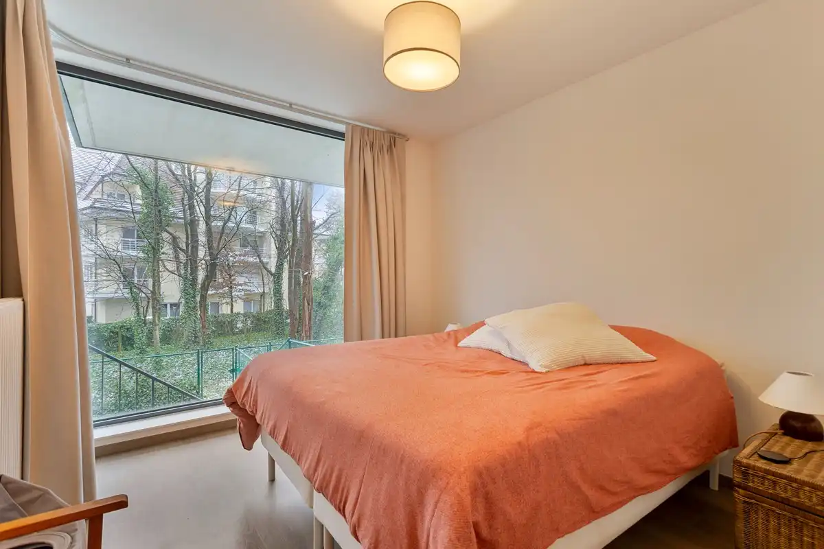 VERKOCHT - Energiezuinig 3 slaapkamer appartement met zonnig terras en tuin. foto 10