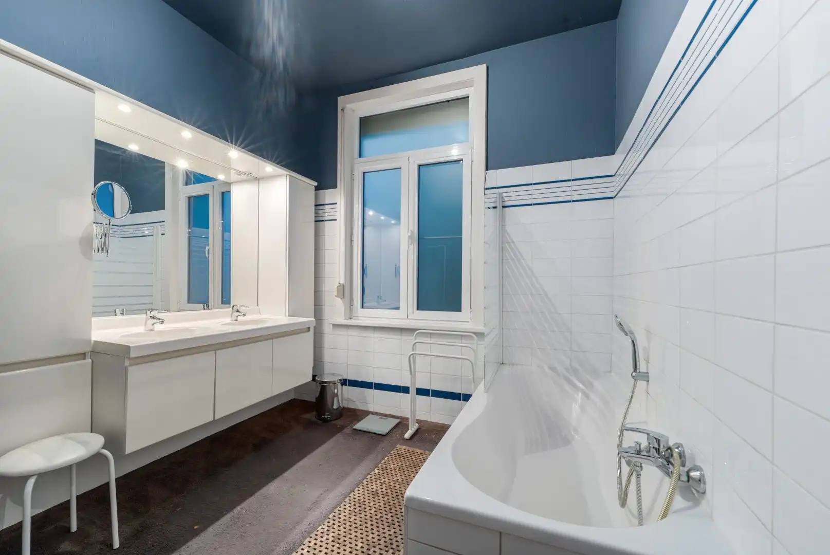 Unieke woning met handelsruimte, kantoor, 7 slpks & 200 m² atelier/magazijn – ideaal voor vrije beroepers foto 19