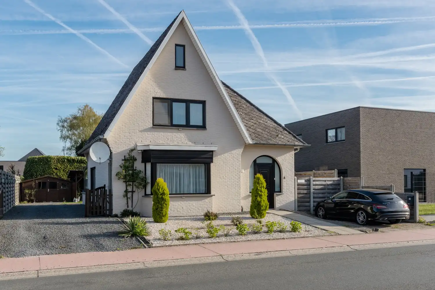 Instapklare, charmante woning op topligging nabij de Nederlandse grens foto 32