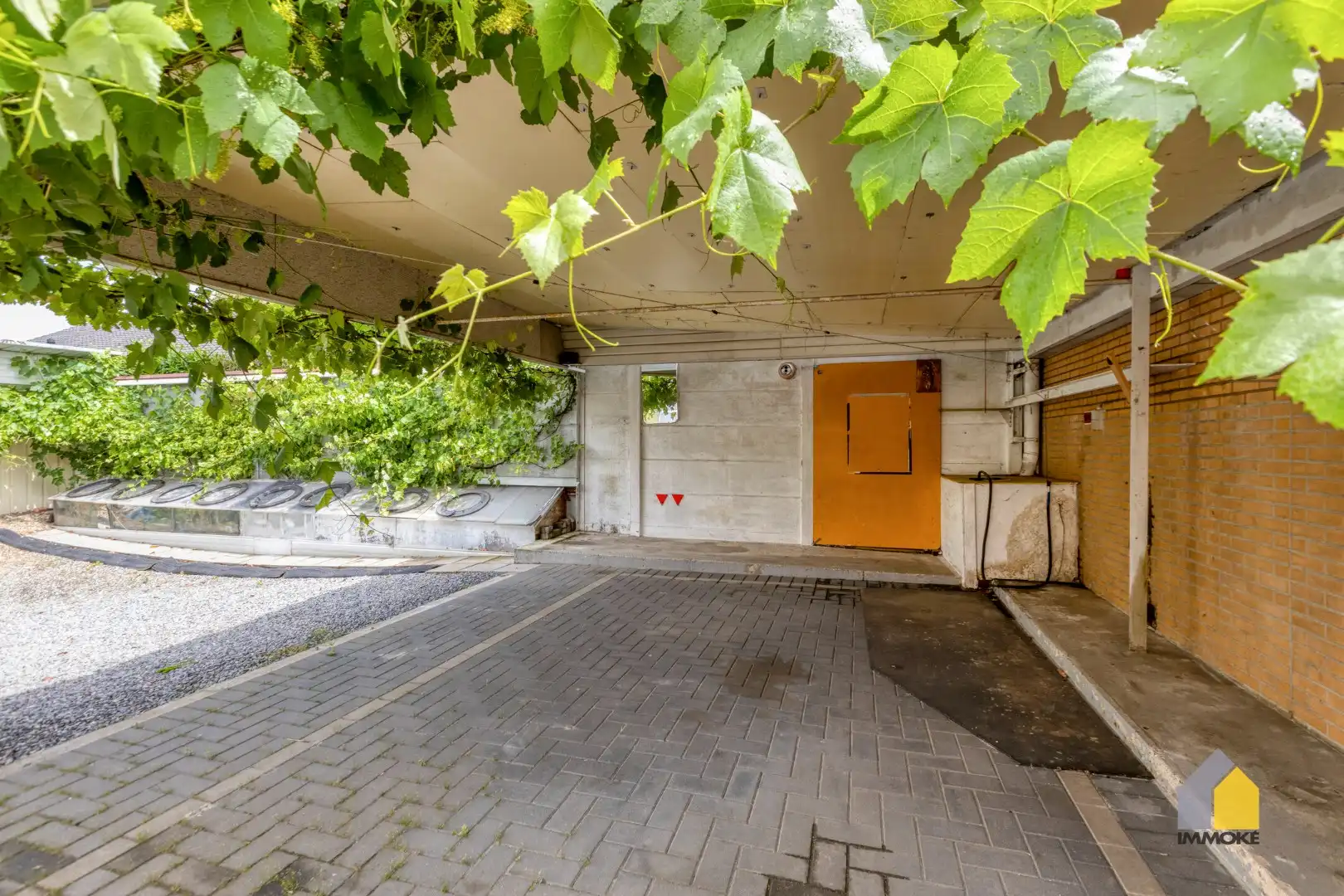 Op te frissen woning met 3 slpk op perceel van 5a 67ca. foto 24