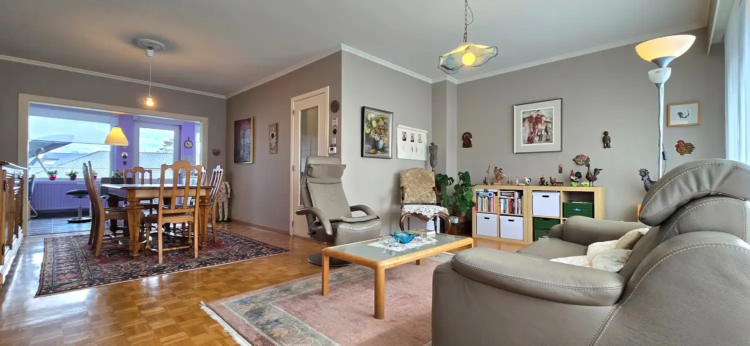 Te Koop in Tongeren centrum : Prachtige bel-étage-woning met een extra studio. foto 8