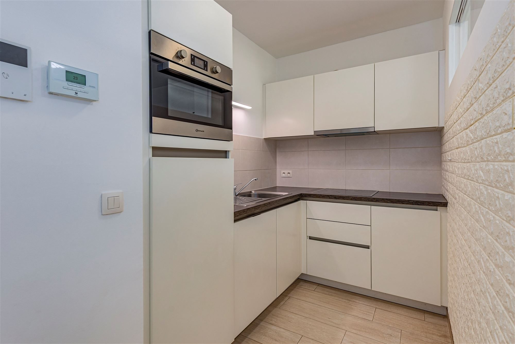 Recent 2 slaapkamer appartement met 2 terrassen foto 8