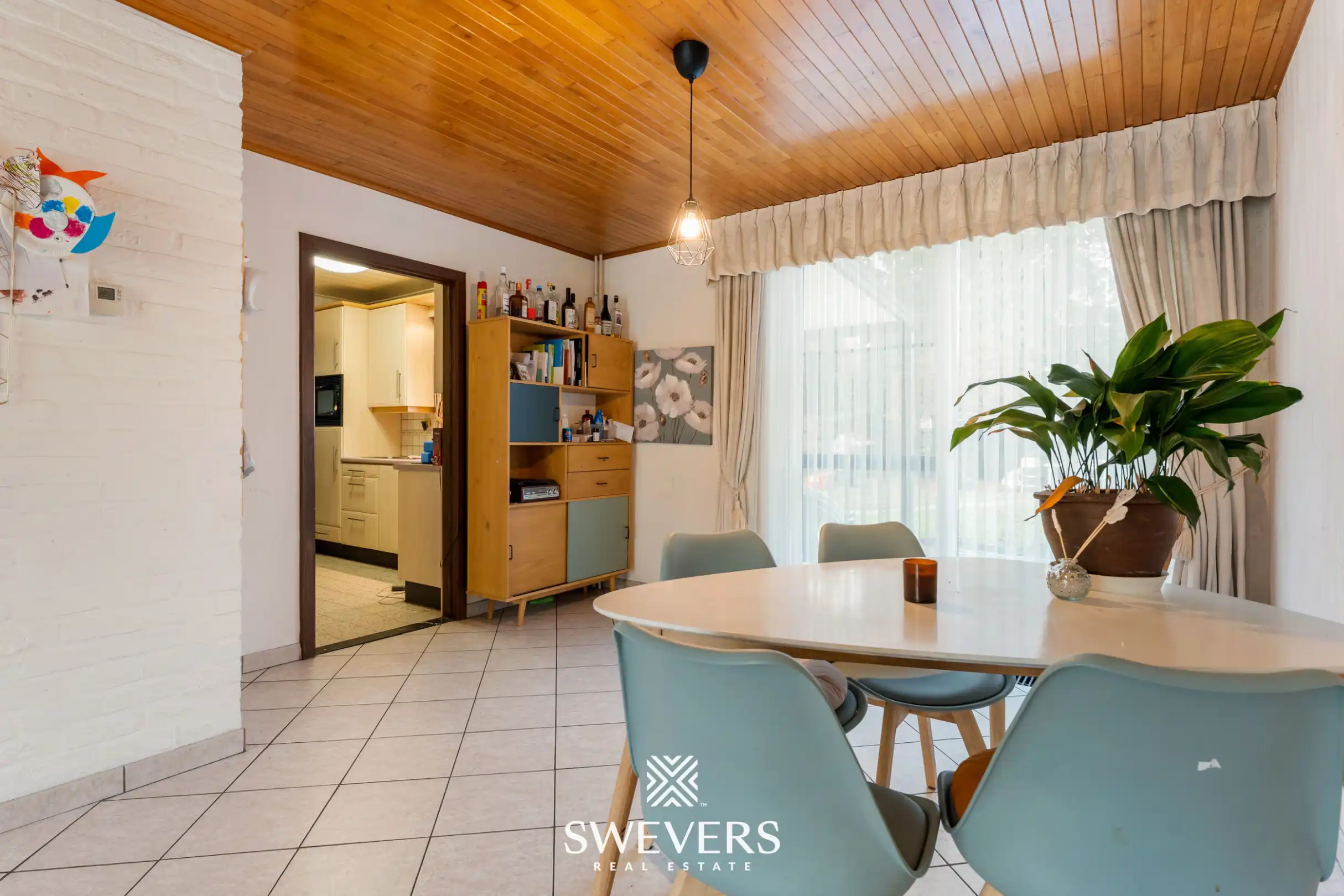 Op te frissen rijwoning op toplocatie foto 5