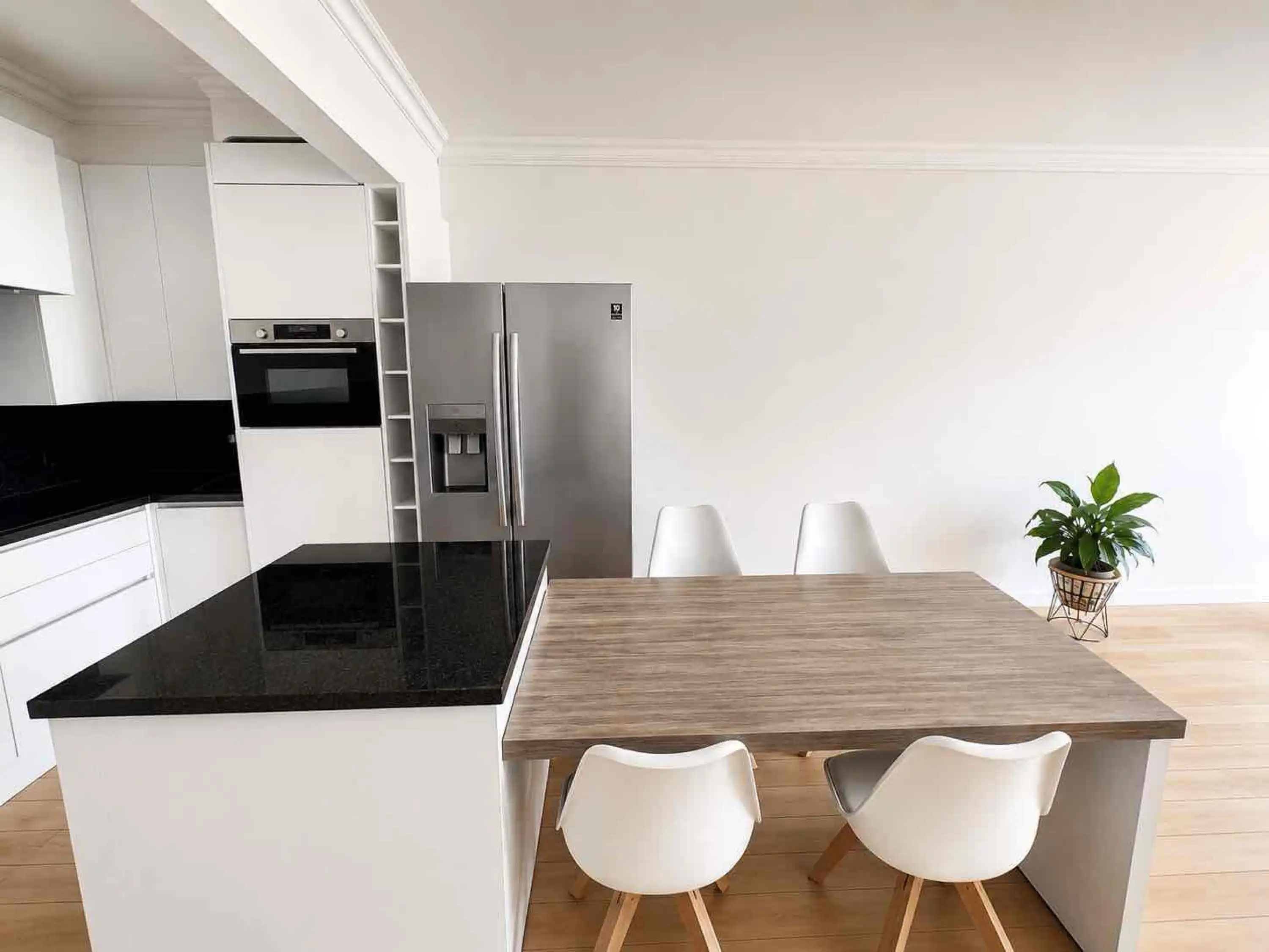 Energiezuinig appartement met terras, garagebox en Leiezicht op toplocatie in Gent foto 5