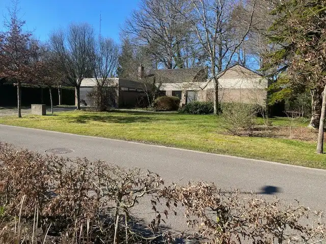 Zeldzame topligging aan natuurgebied – villa op +20 are foto 2