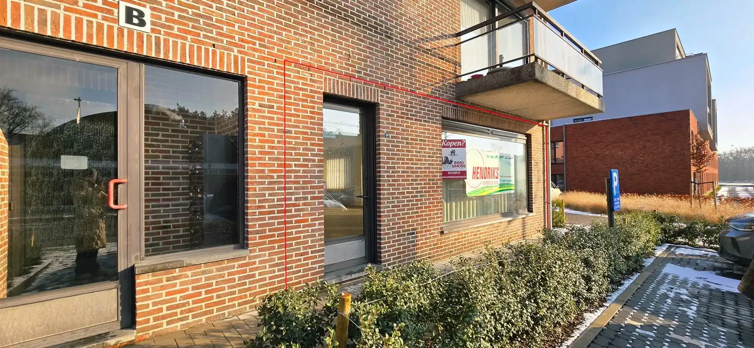 Commerciële ruimte te koop Pastoor Frederickxstraat 28 - 3560 Lummen