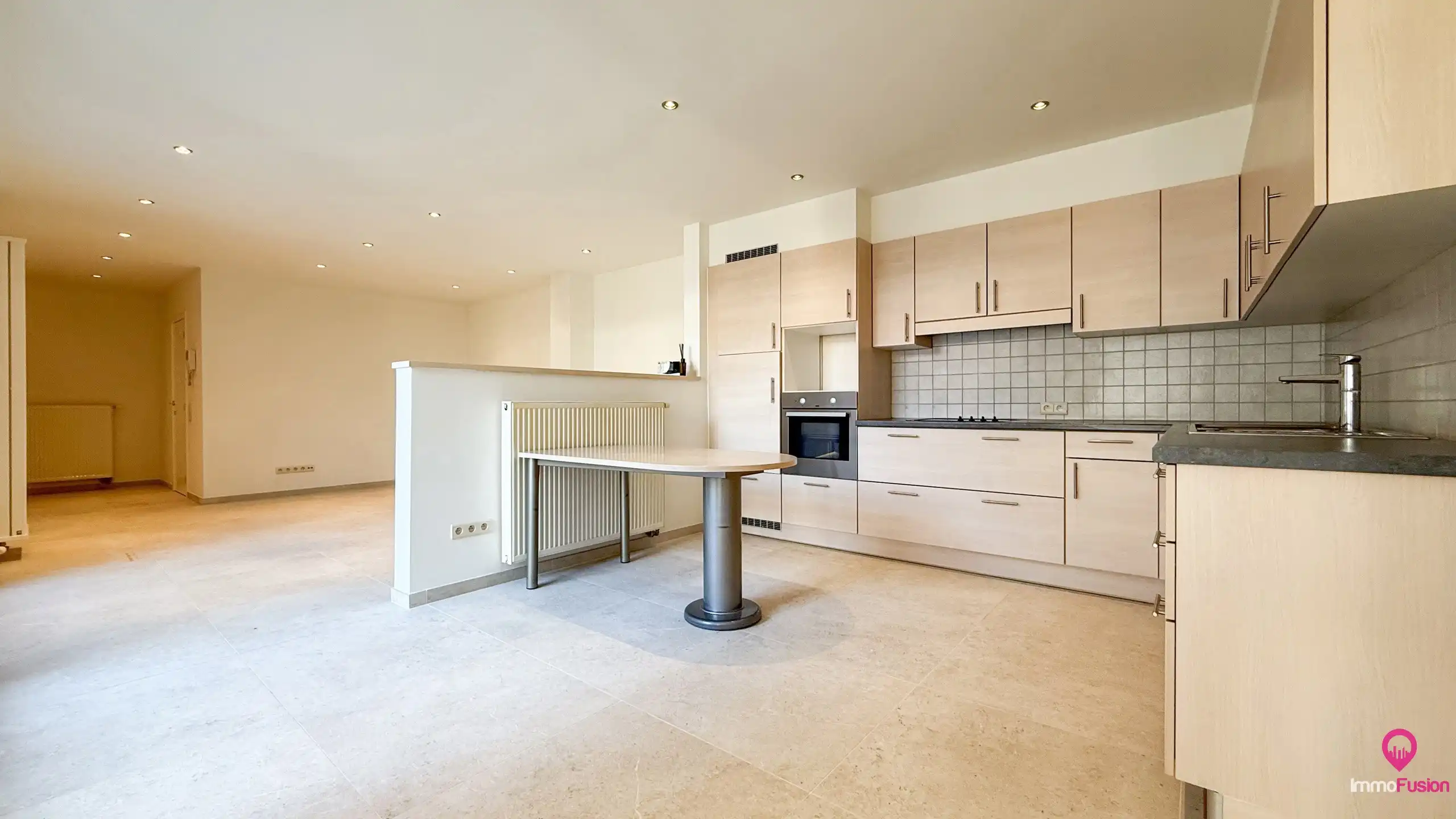 Ruim gelijkvloers appartement met tuin & garage in Beringen! foto 12