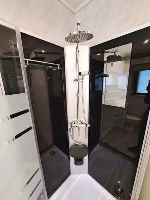 Gerenoveerde vrijstaande woning met Garage en Tuin te huur in Oedelem ( Beernem ) foto 11