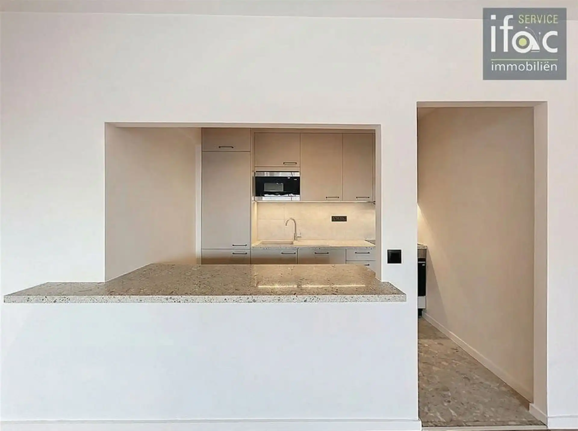 Volledig gerenoveerd appartement met gunstig EPC foto 9