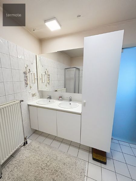 Ruim hoekappartement foto 19