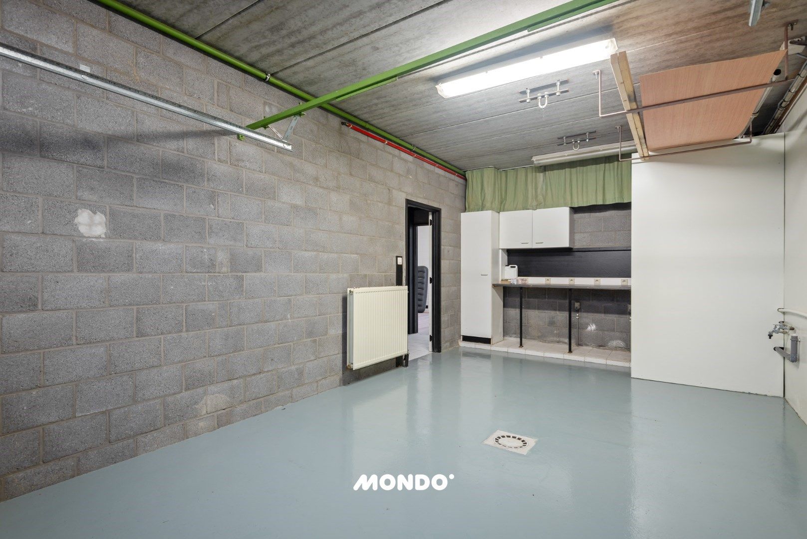 Unieke Loftwoning in Berchem: Ruimte, luxe en toplocatie foto 15