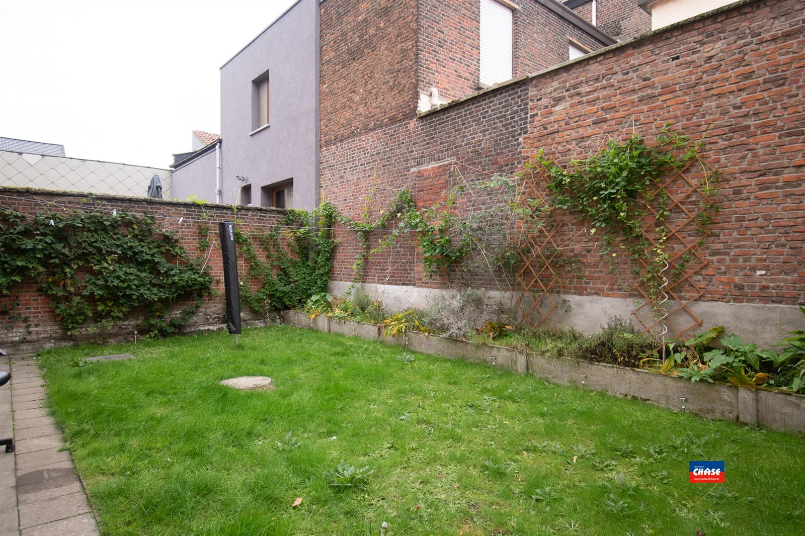 Bel-étage woning met 4 slaapkamers, 2 garages en EPC-C foto 17