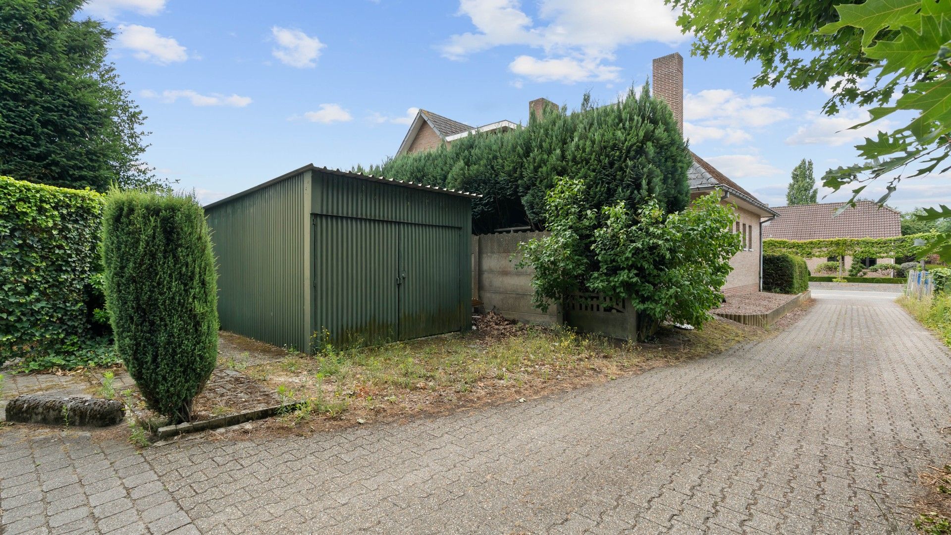 Te renoveren woning met potentieel in Hechtel-Eksel foto 23