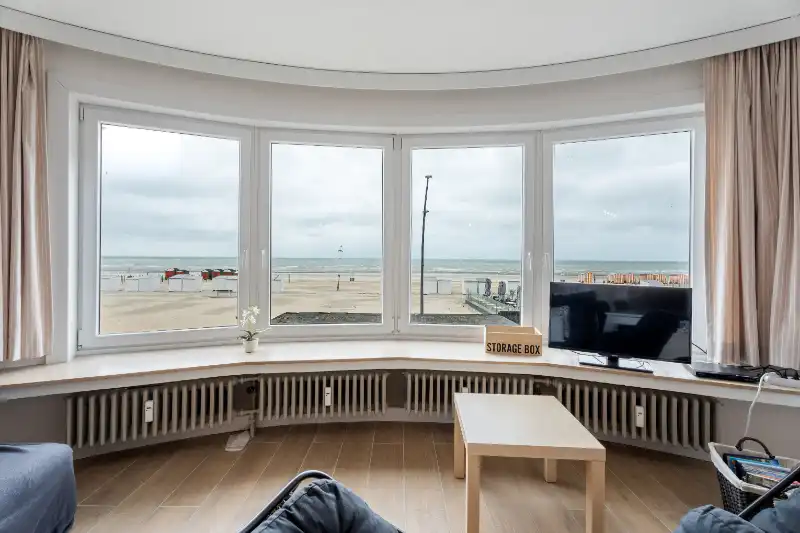 TWEE SLAAPKAMER APPARTEMENT MET FRONTAAL ZEEZICHT foto 3