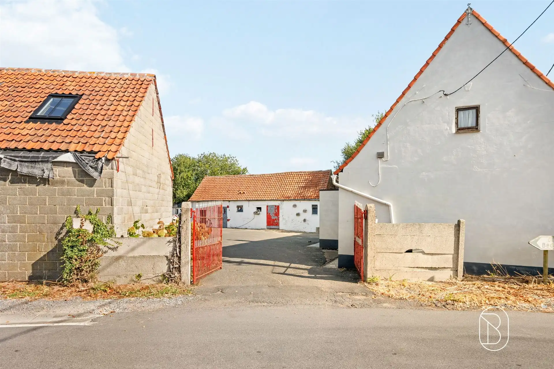 Prachtig gelegen karaktervolle hoeve met verzichten foto 6