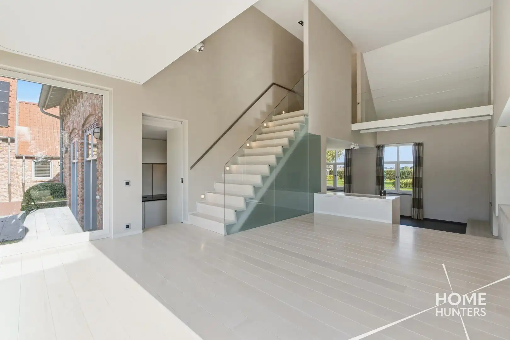Exclusief luxedomein op 10.000 m² in het landelijke Heuvelland foto 26