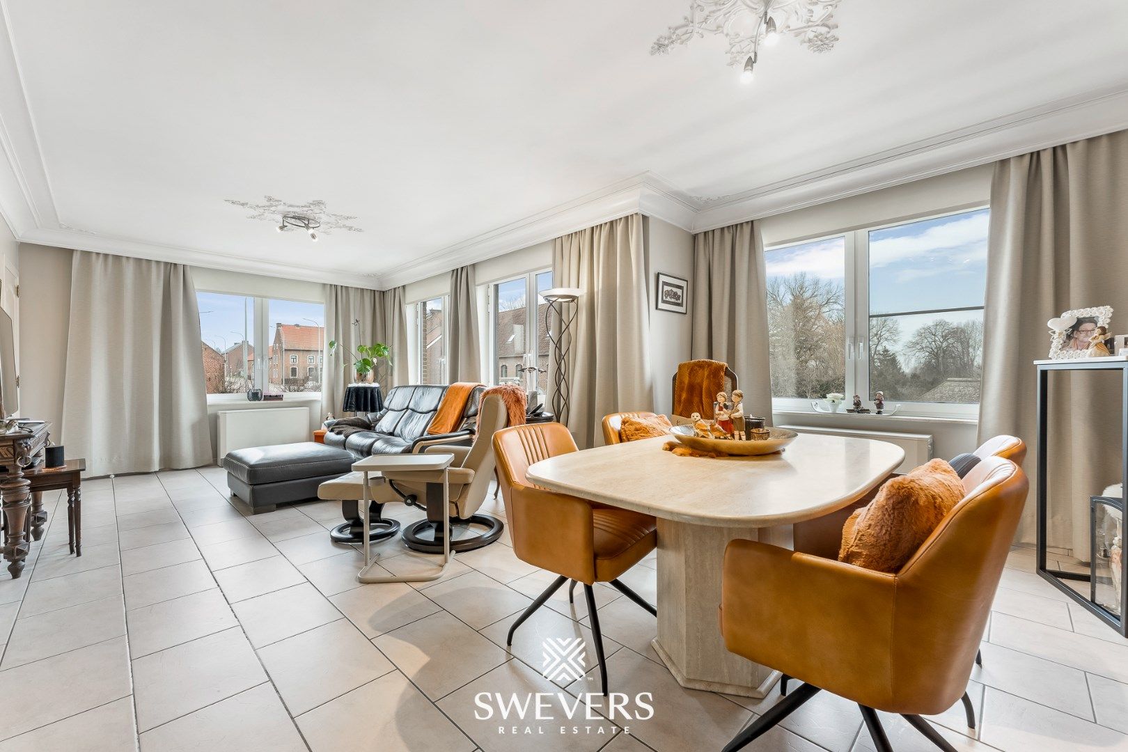 Ruim, lichtrijk appartement (106 m²) met zuid geöriënteerd terras in Sint-Truiden foto 6