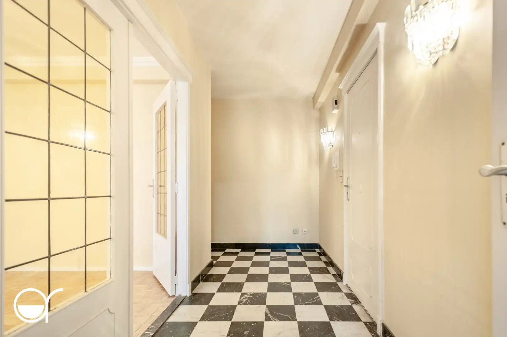 Charmant en lichtrijk 2-slaapkamerappartement aan het Zuidpark foto 12