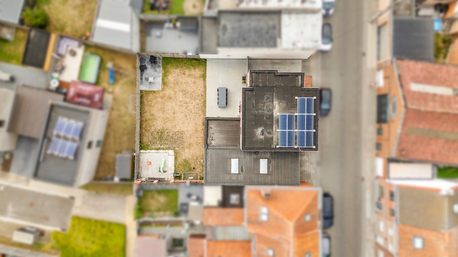 ENERGIEZUINIGE RUIME WONING OP 450M² MET 3 SLPKS, GROTE GARAGE (58M²) EN TUIN foto 24
