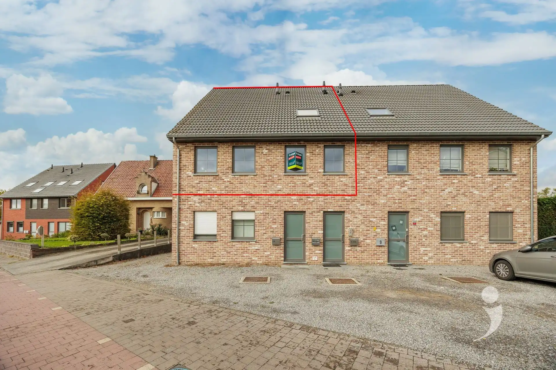 Bijzonder ruim appartement met prachtig vergezicht foto 2