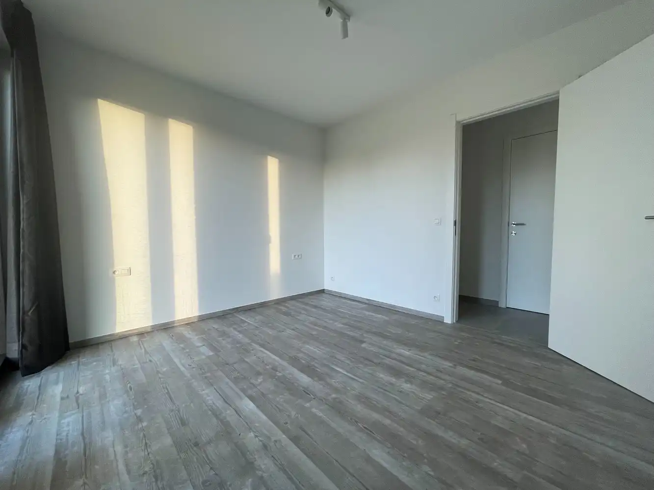 Gelijkvloers nieuwbouw app. met o.a. 2 slpks foto 8