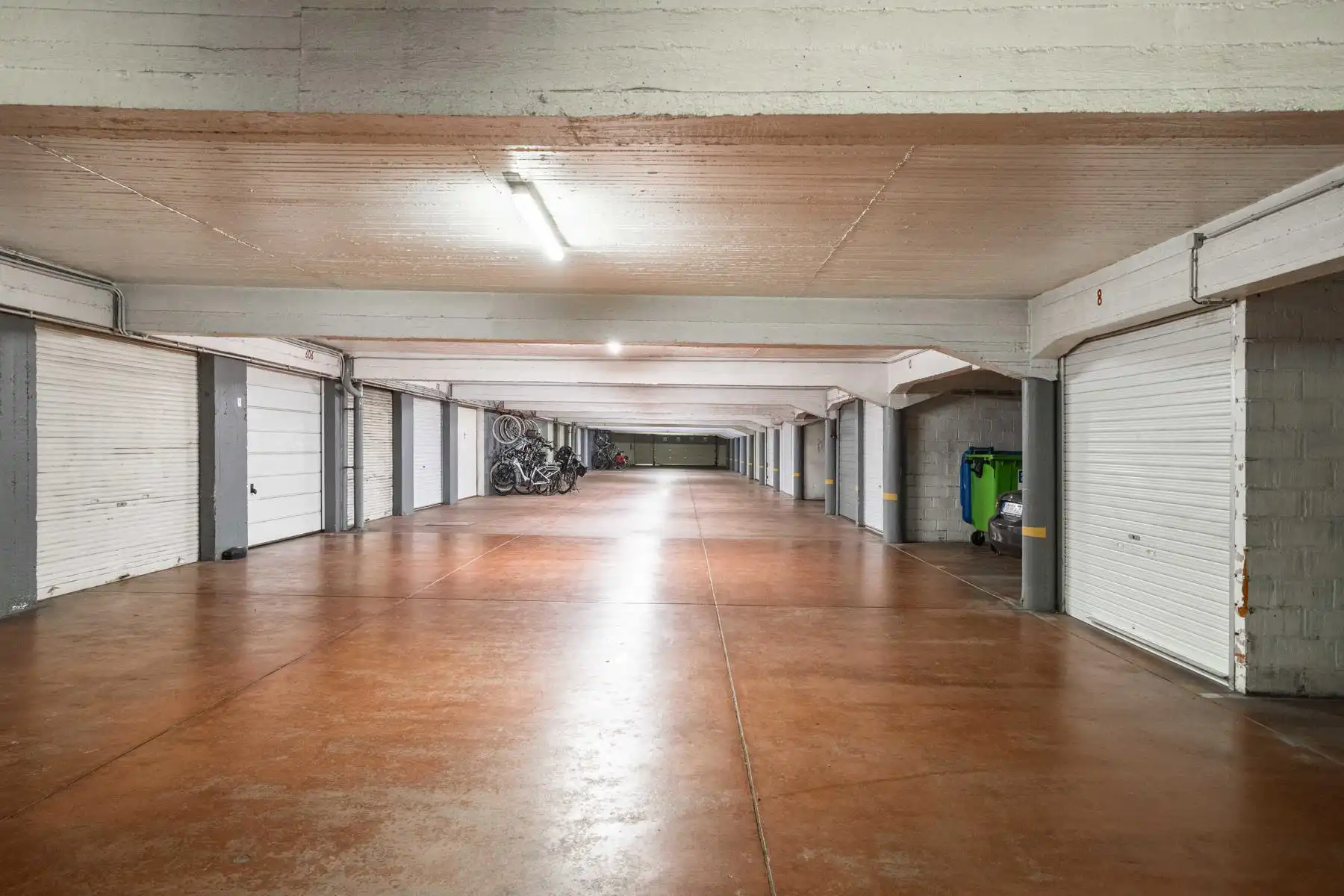 Instapklaar appartement met terras en prachtig uitzicht! foto 5