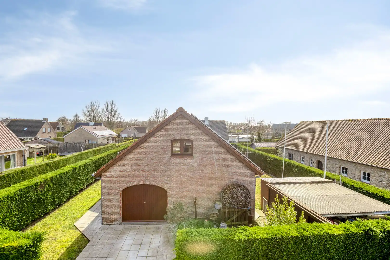 Alleenstaande woning in een doodlopende straat in een residentiële wijk! foto 27