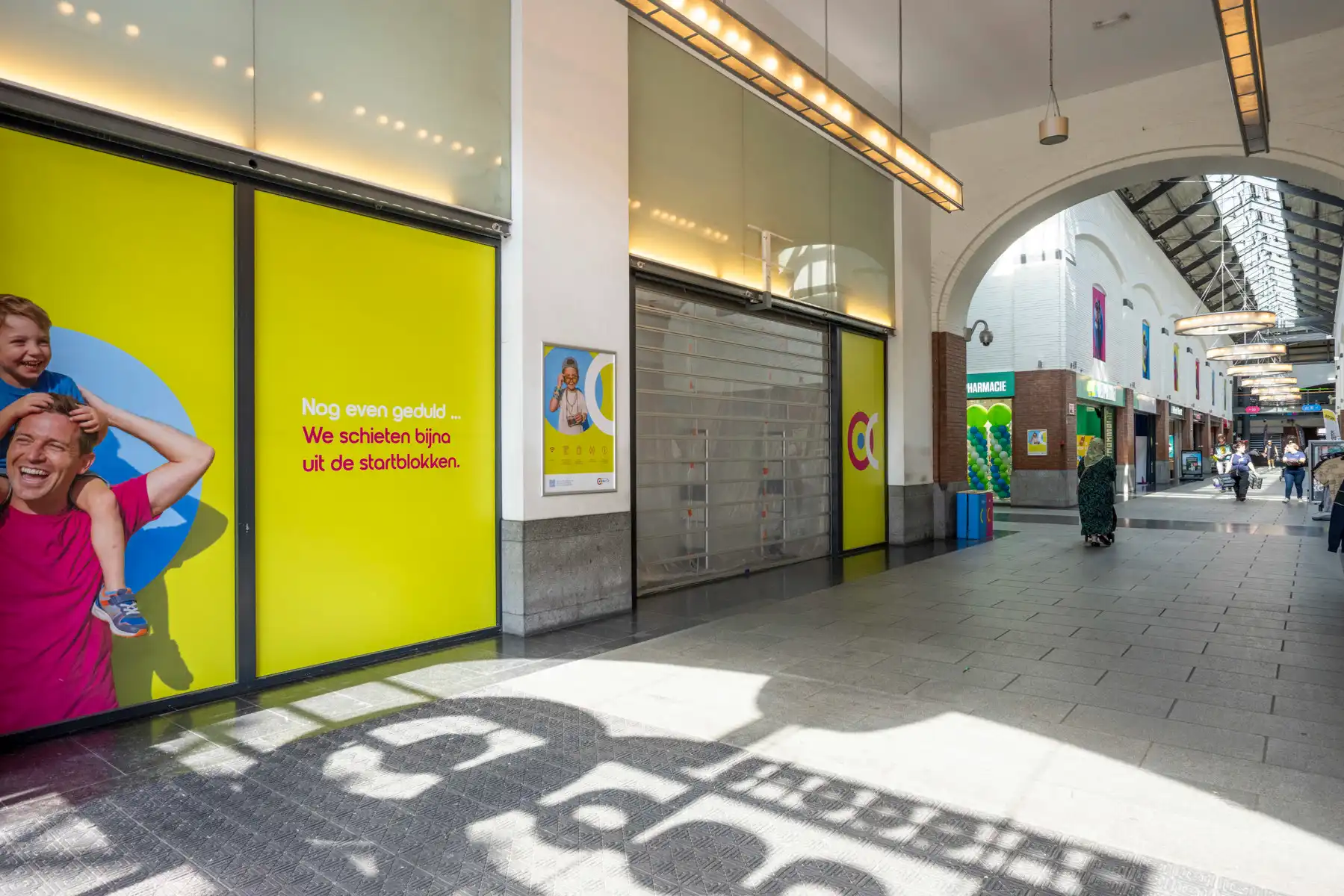 Commerciële toplocatie in Shopping Den Tir foto 2